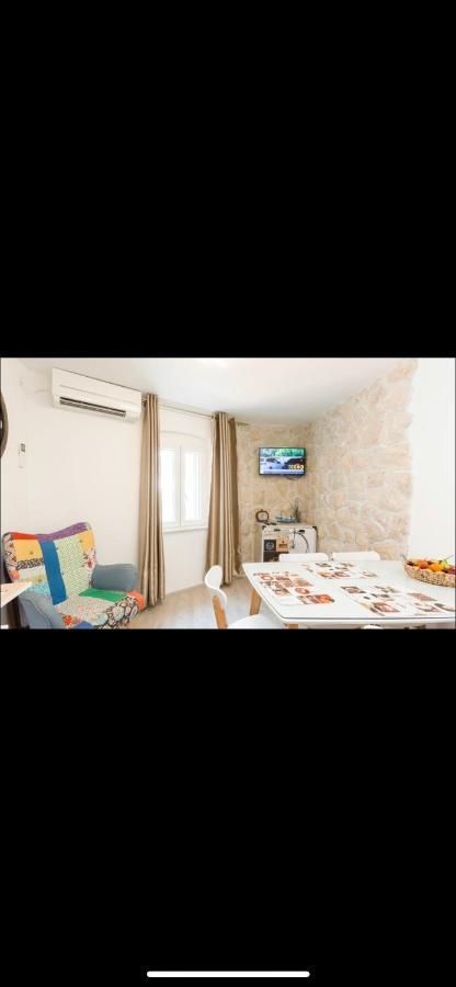 Apartment Vijoleta In City Centre Split Extérieur photo