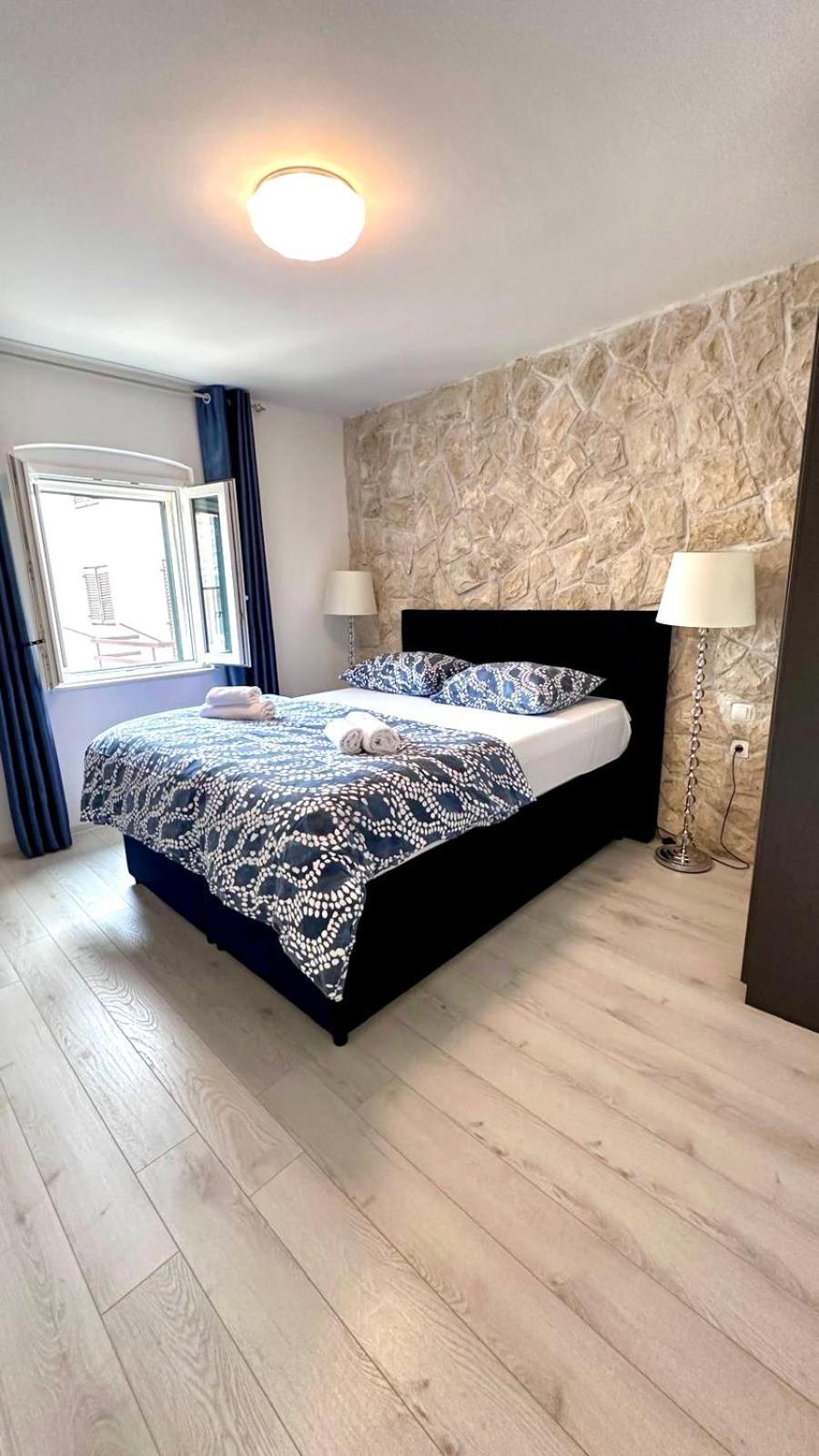 Apartment Vijoleta In City Centre Split Extérieur photo